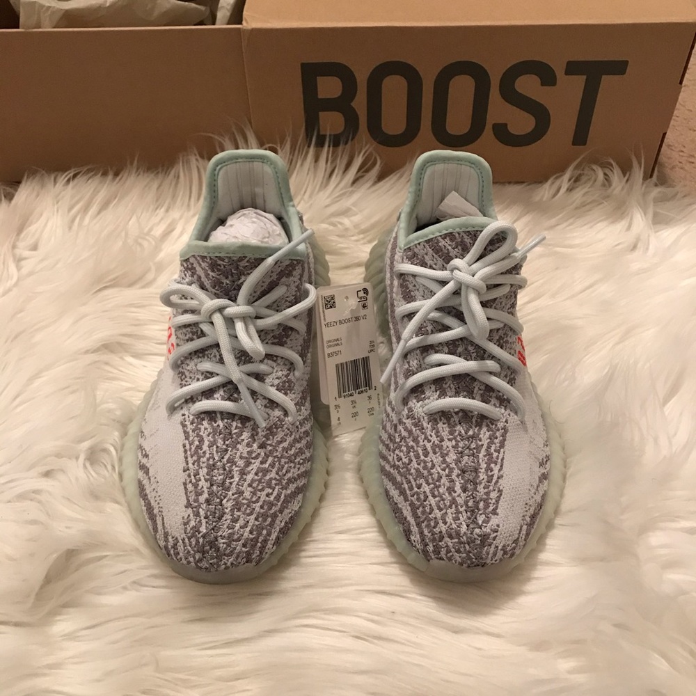 Yeezy Boost Adidas V2 Blue Tint